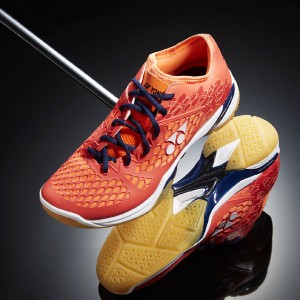 SHOES MAKE FOOTWORK, 안정성과 착화감의 극치, YONEX