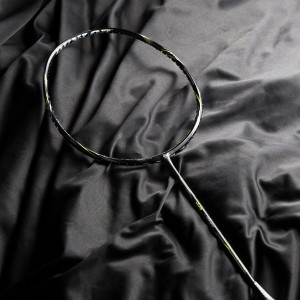 평온함에 프리미엄을 입히다, 복식 전방위를 책임지는 라켓, DUNLOP 